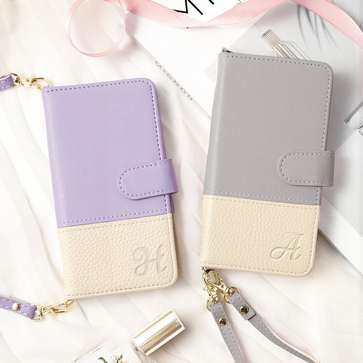 ヴィーガンレザー バイカラー イニシャル ストラップ付き 手帳型ケース（ベルトあり）