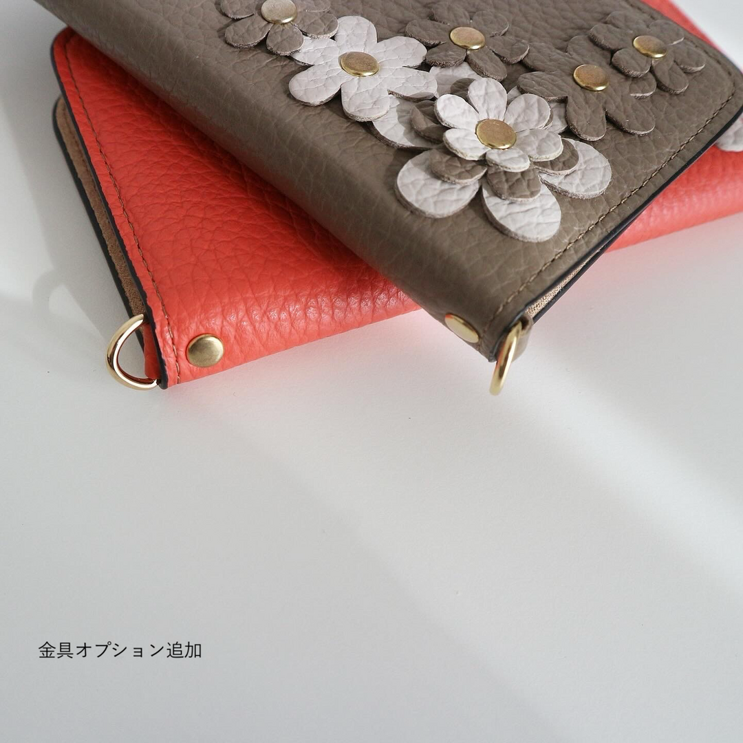 Genuine leather 32 colors Italian shrink leather flower motif B notebook-style case (with belt)