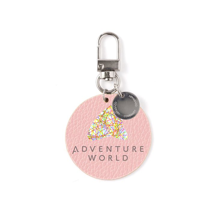 Adventure World × COVERARY Charm en cuir véritable italien à effet shrunk