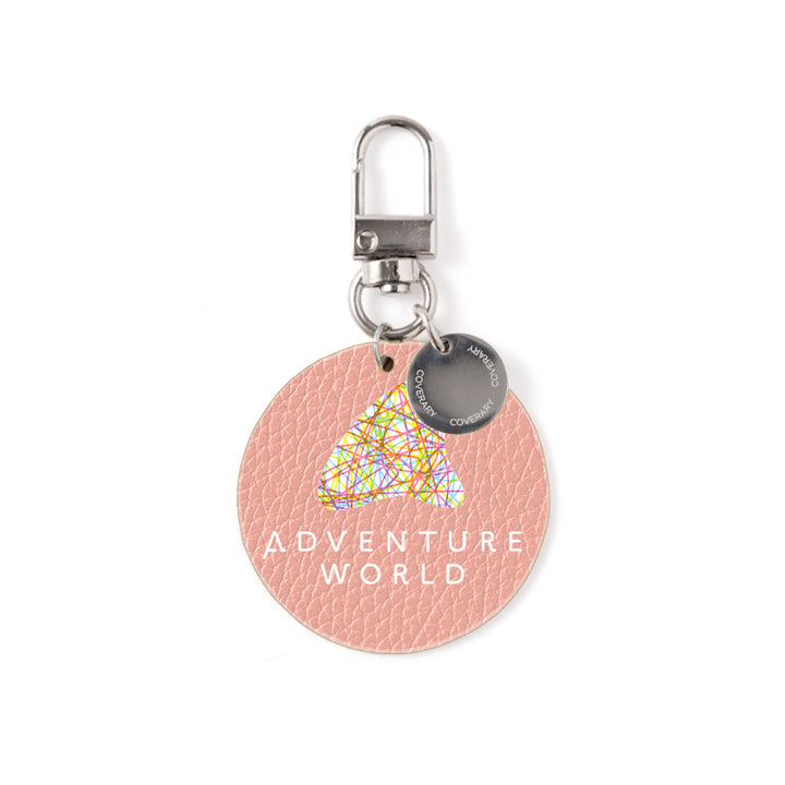 Adventure World × COVERARY Charm en cuir véritable italien à effet shrunk