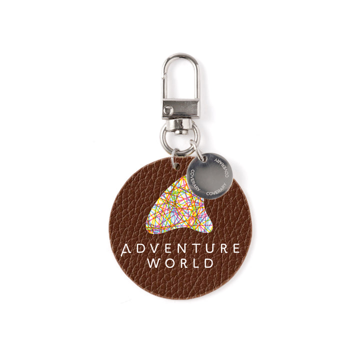 Adventure World × COVERARY Charm en cuir véritable italien à effet shrunk