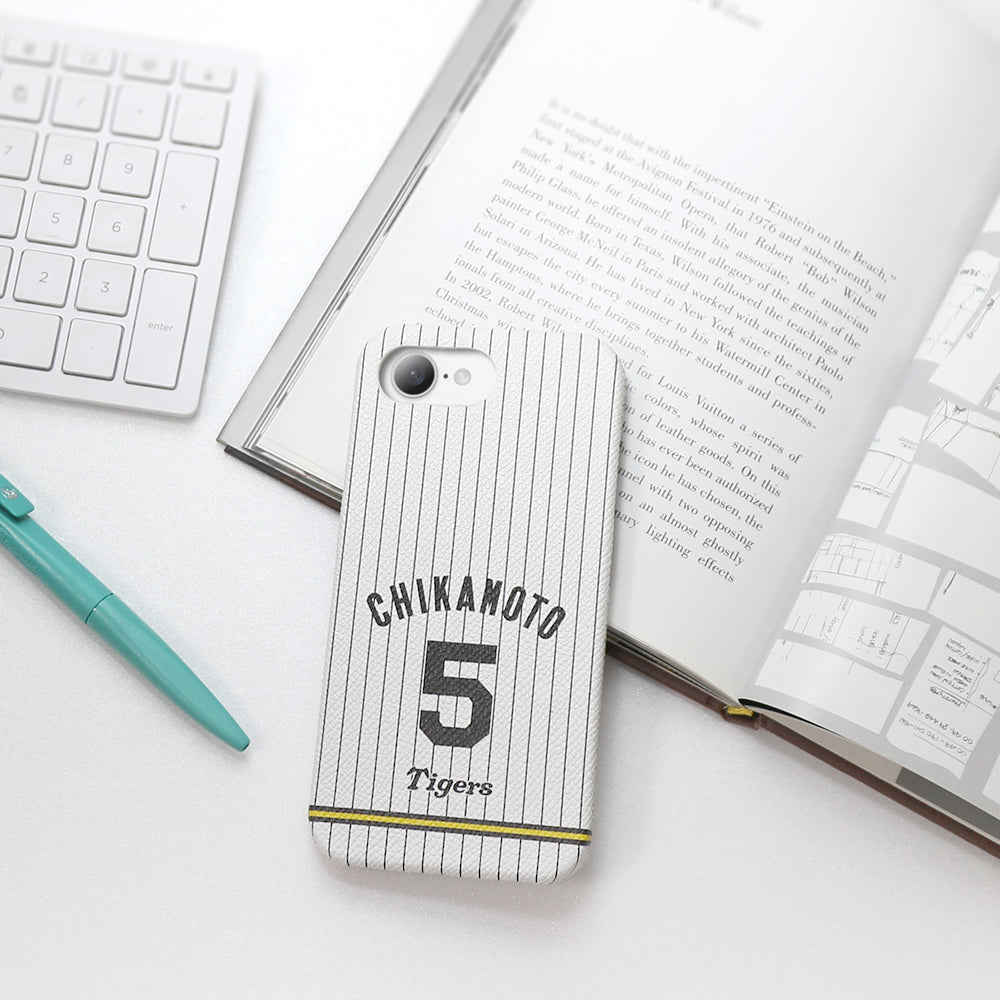 Hanshin Tigers × COVERARY 2025 Cuir Véritable Numéro de Dos Étui Collaboratif