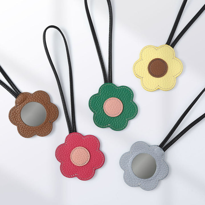 Accessoire cuir véritable cuir italien grainé porte-miroir fleur avec cordon