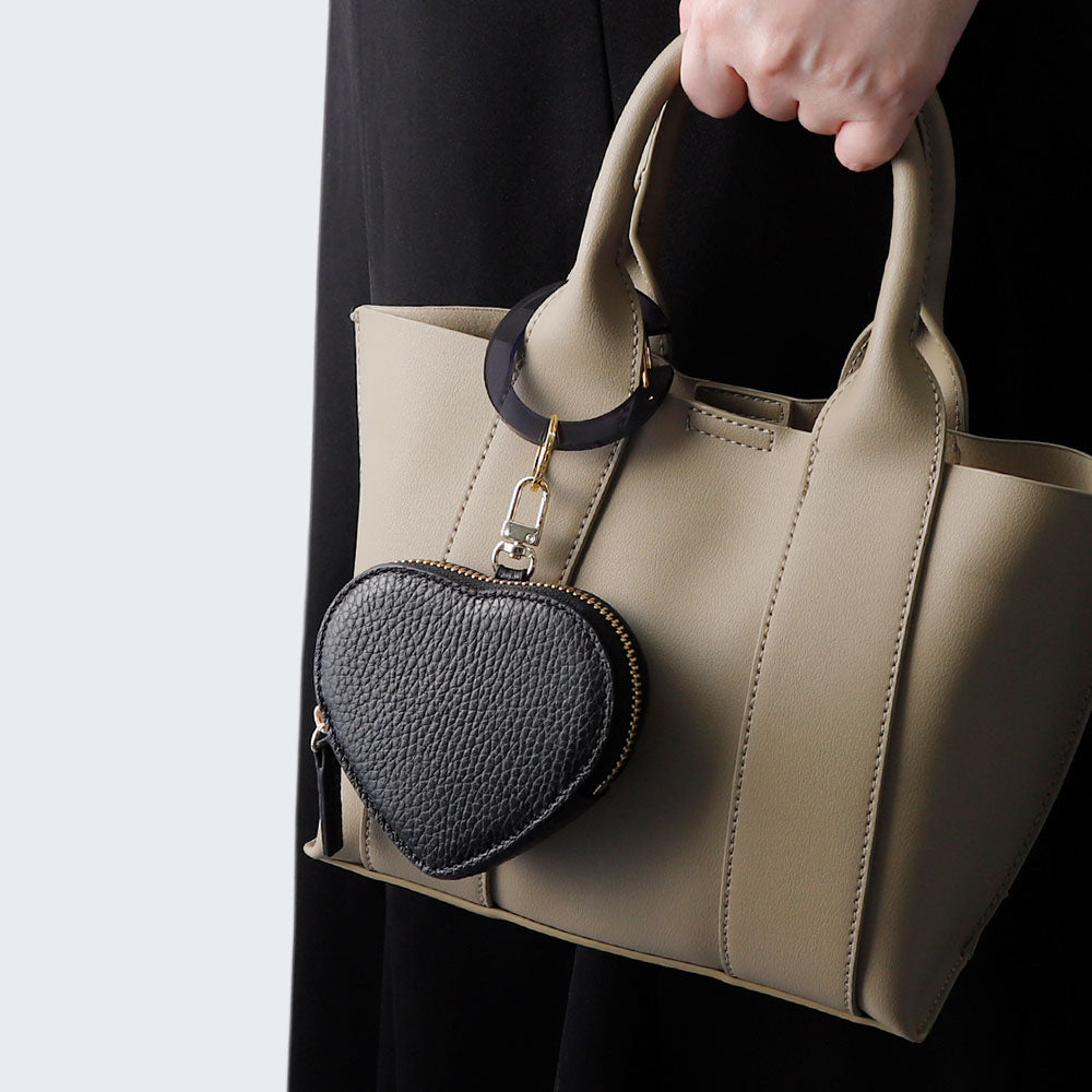 Pochette en cuir véritable italien à grain froissé en forme de cœur