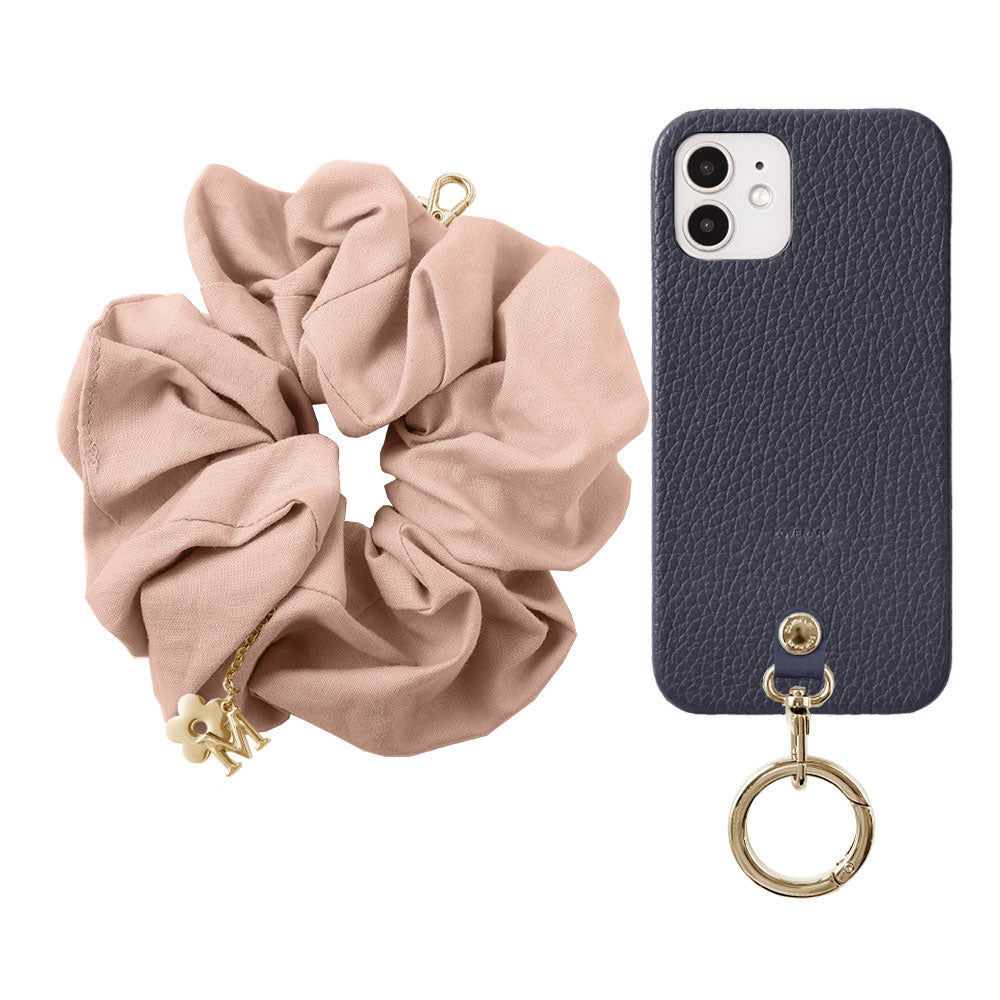maika design Cuir véritable 32 couleurs Cuir italien grainé Initiale avec chouchou et sangle de poignet Coque arrière