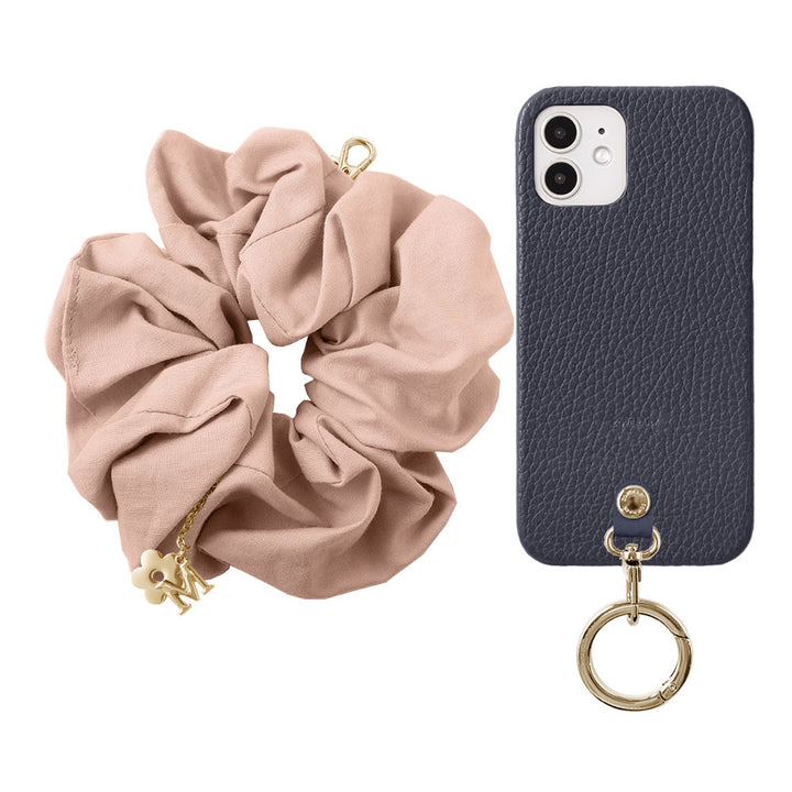 maika design Cuir véritable 32 couleurs Cuir italien grainé Initiale avec chouchou et sangle de poignet Coque arrière