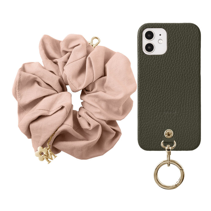 maika design Cuir véritable 32 couleurs Cuir italien grainé Initiale avec chouchou et sangle de poignet Coque arrière