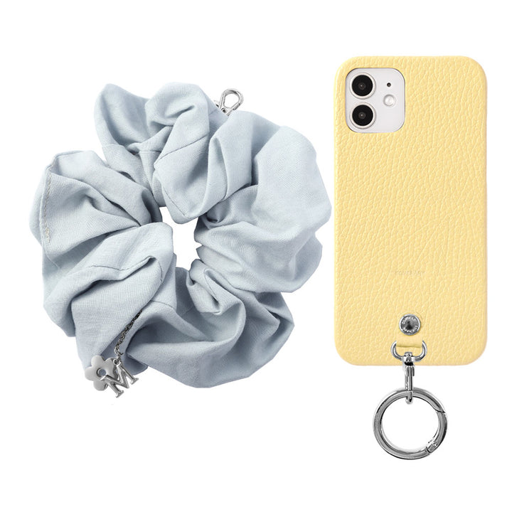 maika design Cuir véritable 32 couleurs Cuir italien grainé Initiale avec chouchou et sangle de poignet Coque arrière