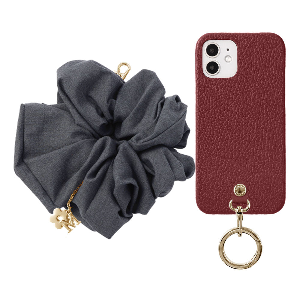 maika design Cuir véritable 32 couleurs Cuir italien grainé Initiale avec chouchou et sangle de poignet Coque arrière