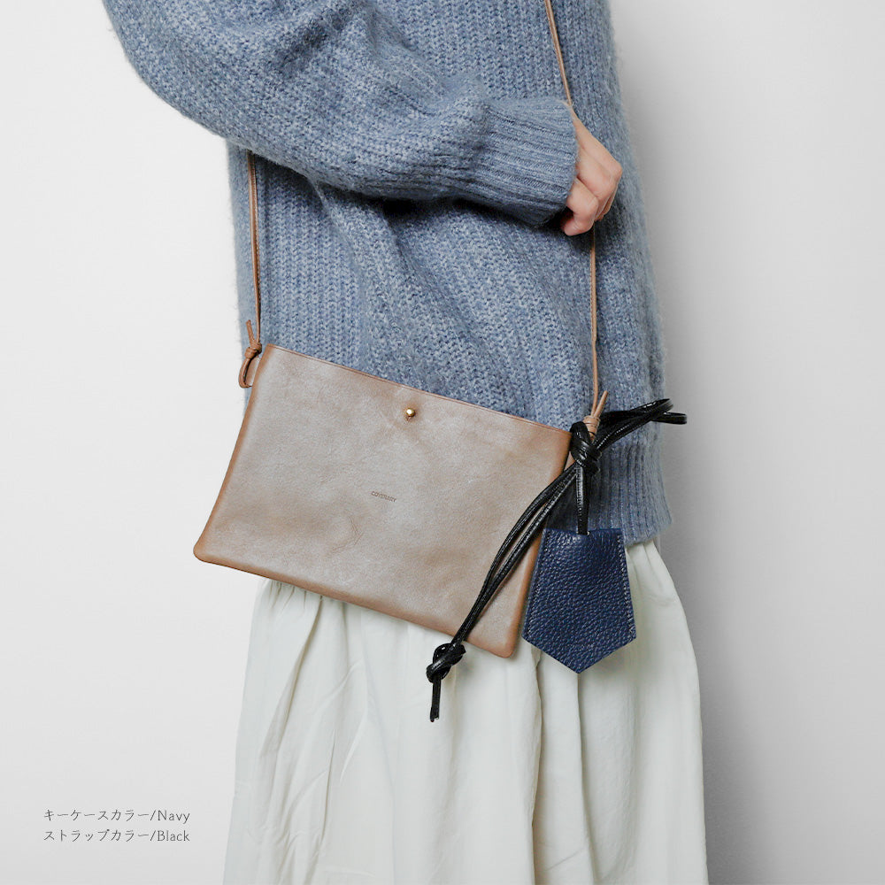 Accessoire cuir véritable 32 couleurs cuir italien grainé clochette sangle de cou