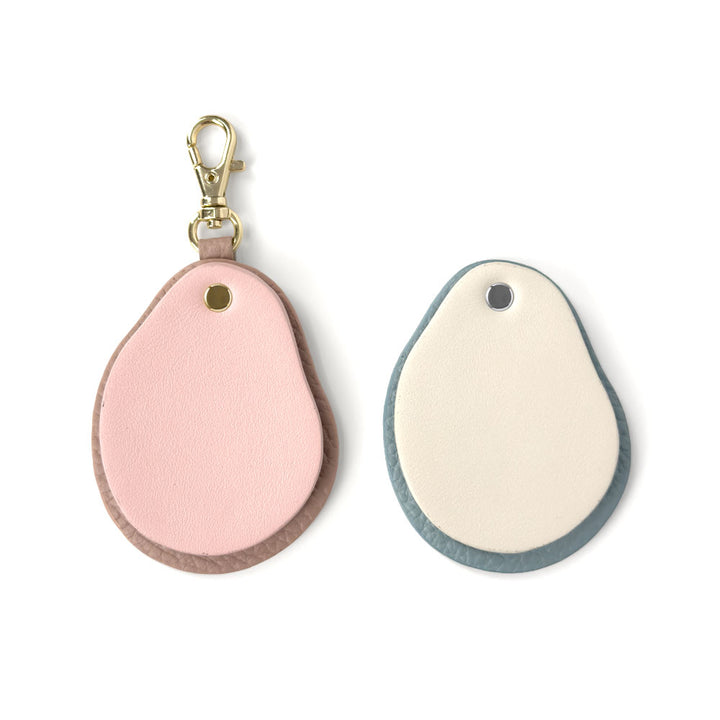 Accessoires cuir véritable cuir italien grainé nuance de matériaux différents breloque miroir