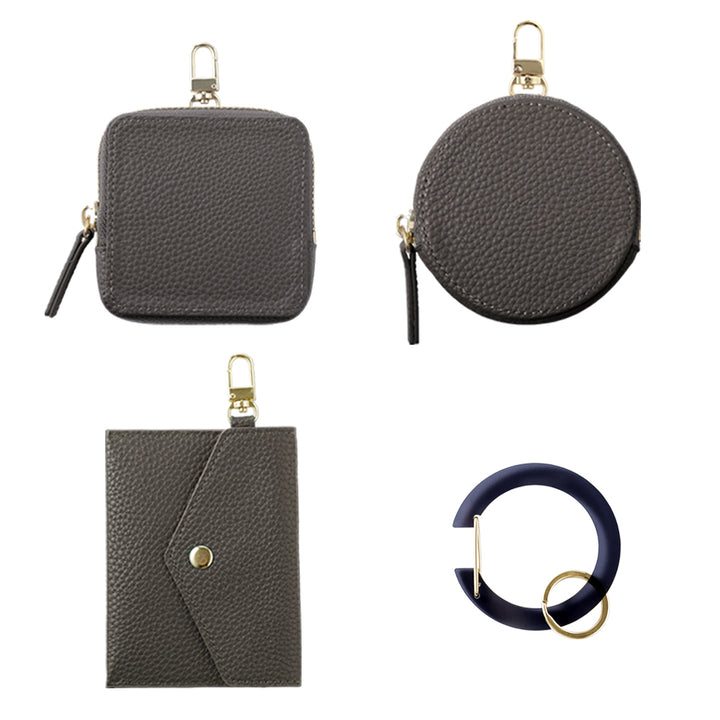 Pochette mini avec texture cuir vegan, au choix, avec mousqueton