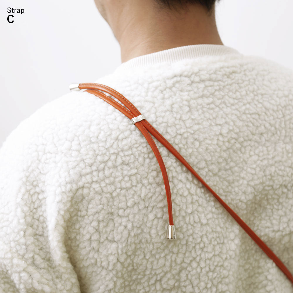 Cuir véritable 32 couleurs cuir italien grainé avec poignée à main et sangle, coque arrière, gravure au laser (marquage à chaud) pour la série Xperia