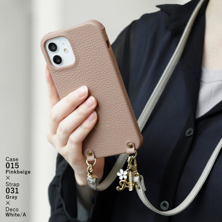 本革 32色 イタリアンシュリンクレザー ショルダーストラップ付き フラワーイニシャルチャーム 背面ケース