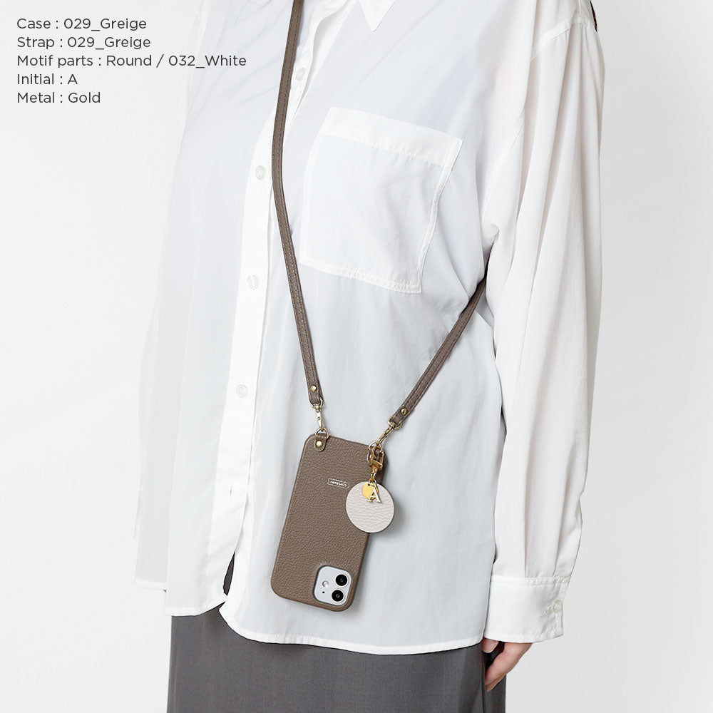 Cuir véritable 32 couleurs Cuir italien grainé avec bandoulière Charm initial motif Étui arrière