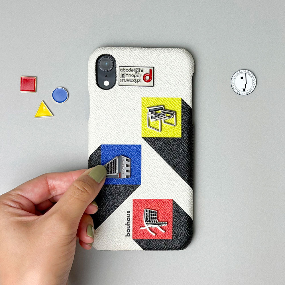 pinpinpin.it × COVERARY Collection BAUHAUS Étui arrière collaboratif