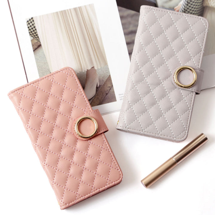 キルティング ミラー付き ゴールドリング 手帳型ケース（ベルトあり） iPhoneシリーズ