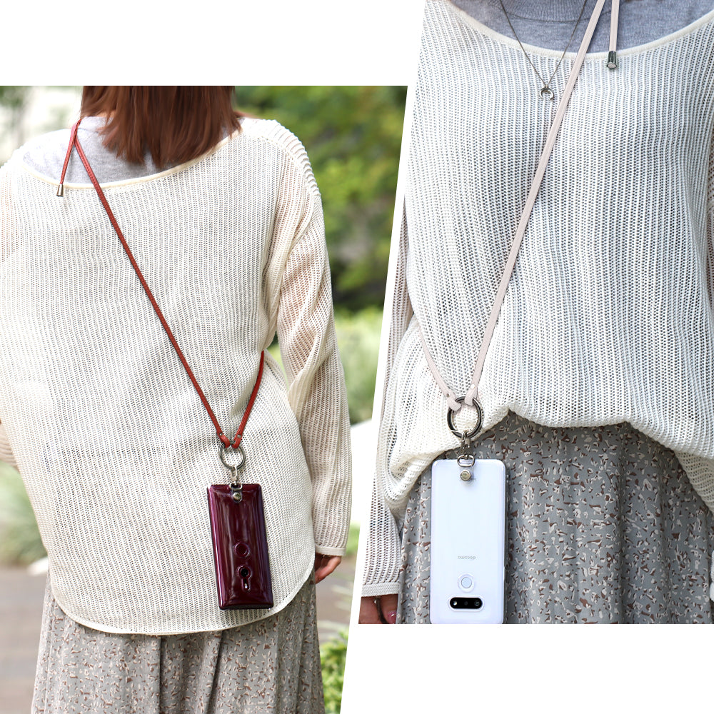 Étui transparent en cuir véritable avec bandoulière à anneau (ajustement des ferrures possible) et étui arrière